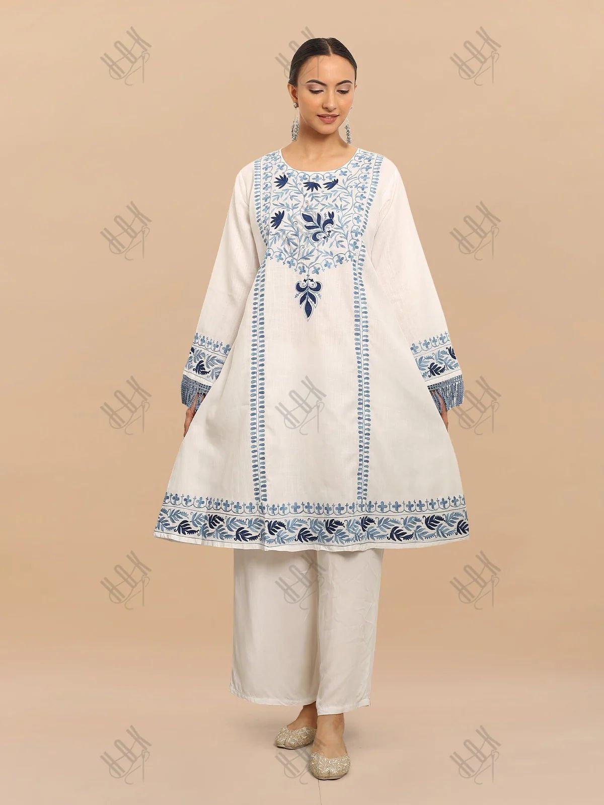 Falak Kashmiri Long Kurta Set